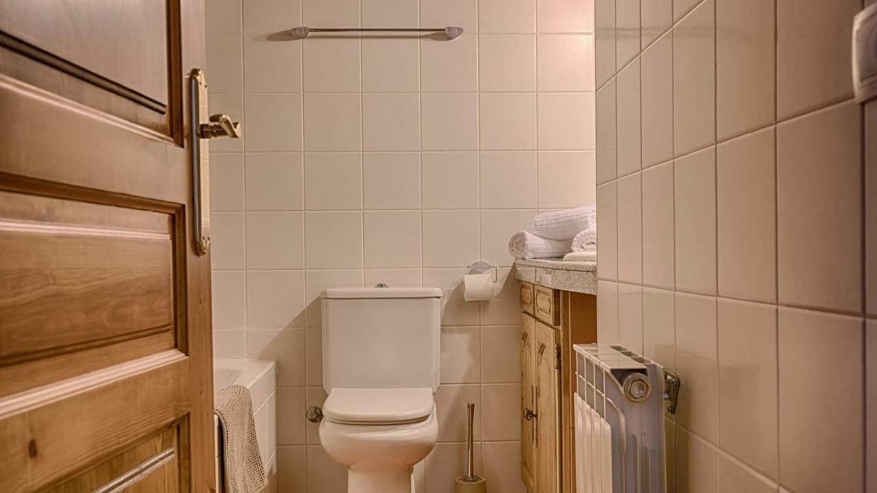 Saplan Real Estate Montlude Apartman Les, Catalonia Kültér fotó