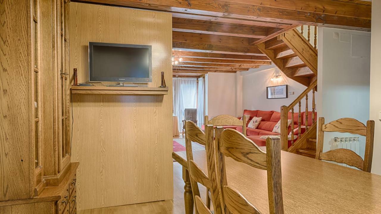 Saplan Real Estate Montlude Apartman Les, Catalonia Kültér fotó