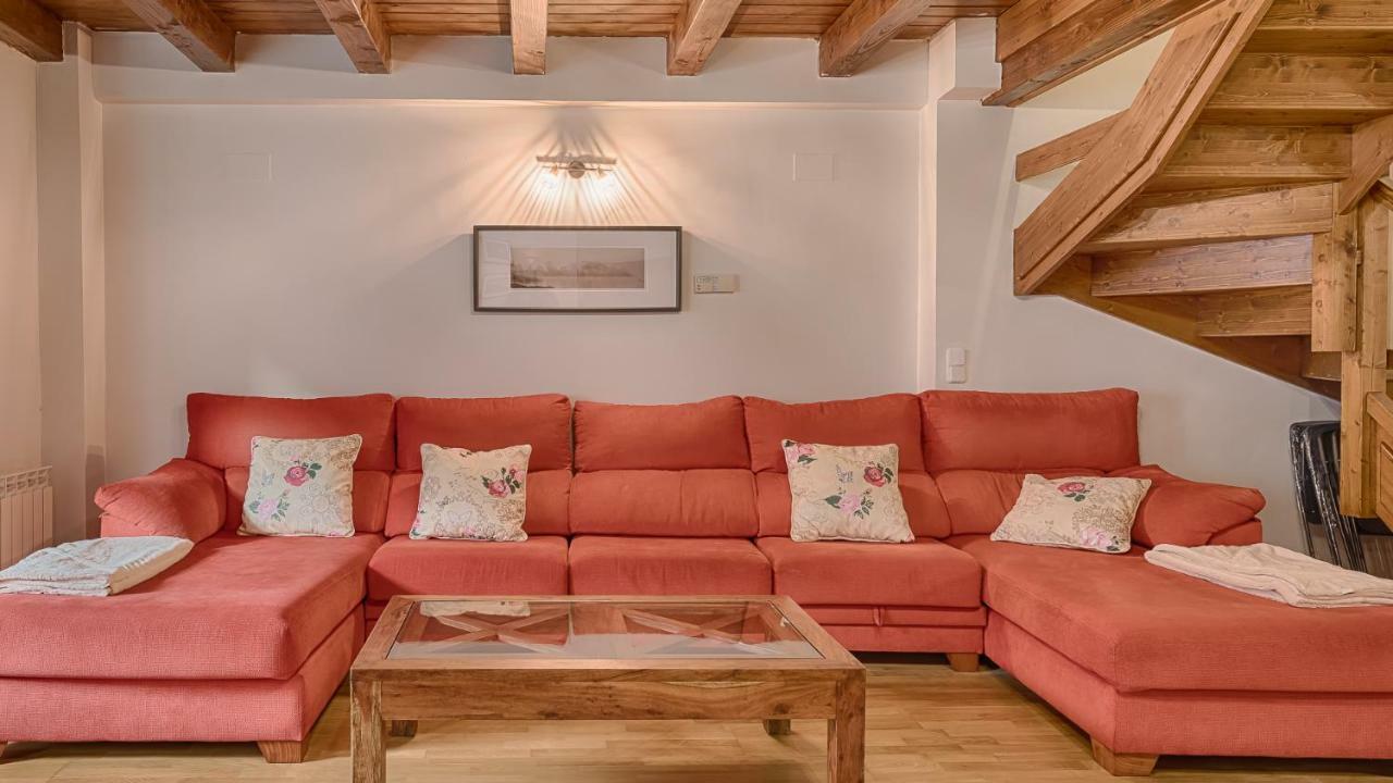Saplan Real Estate Montlude Apartman Les, Catalonia Kültér fotó