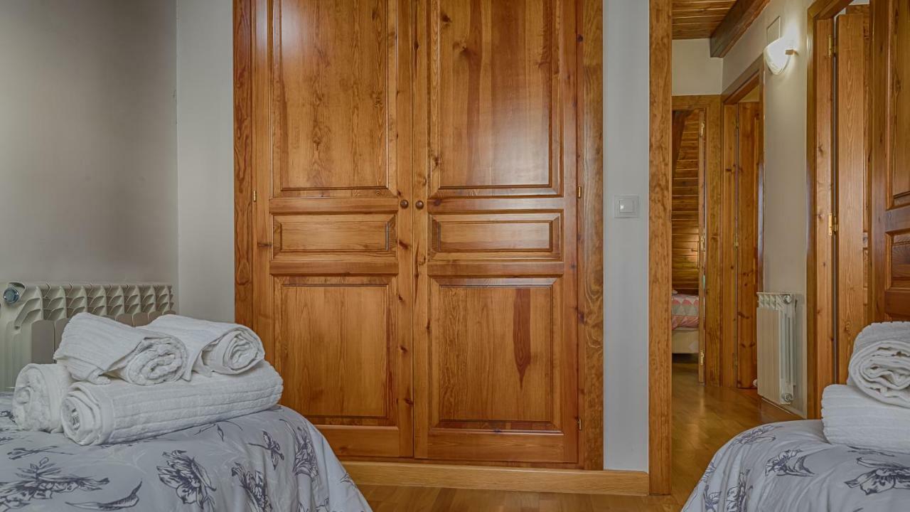 Saplan Real Estate Montlude Apartman Les, Catalonia Kültér fotó
